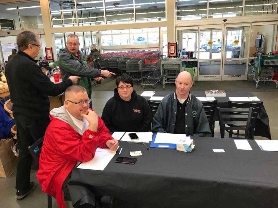 Weather Radio Programming at HyVee 04/14/18 Heartland READY